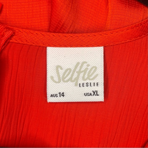 Selfie Leslie Vibrant Red Silky Mini Dress - Picture 4 of 6